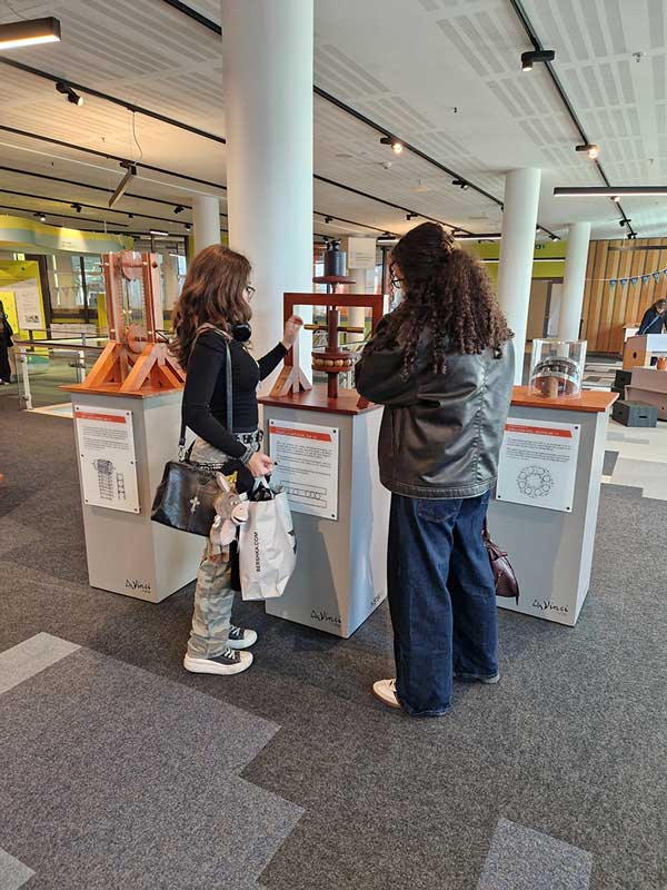 Schüler des Wittekind-Gymnasiums beim Austauschprojekt in Imola